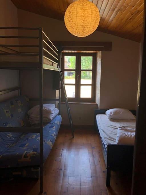 Petite Maison A La Campagne